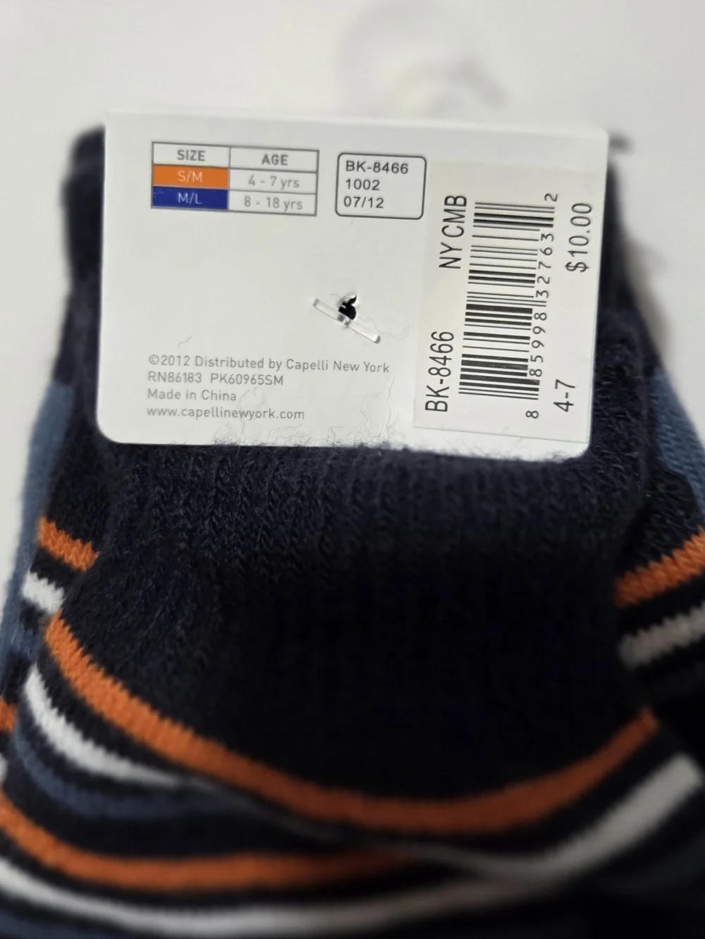 3 pairs of size small/medium kids gloves